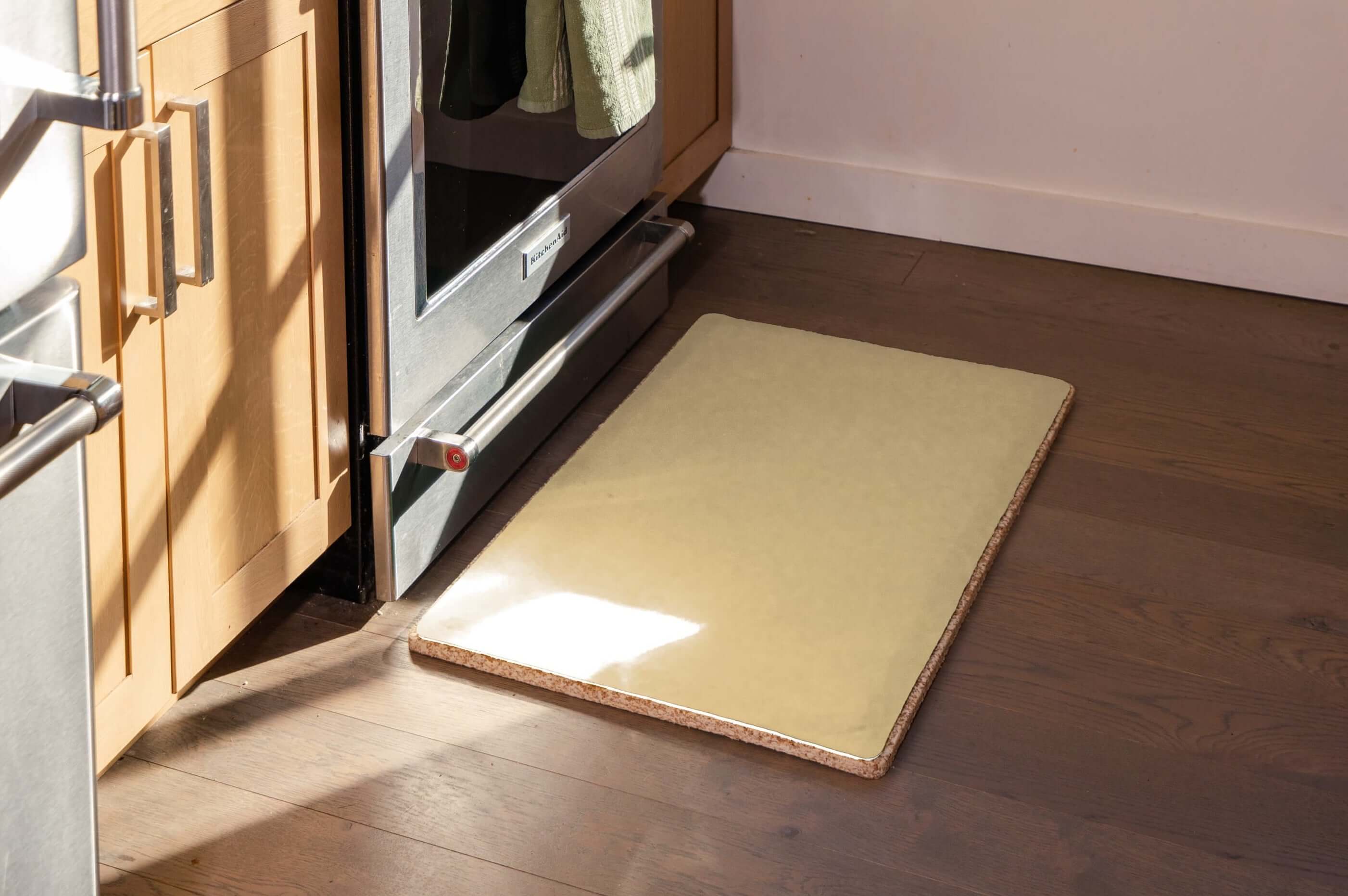 Standing mat